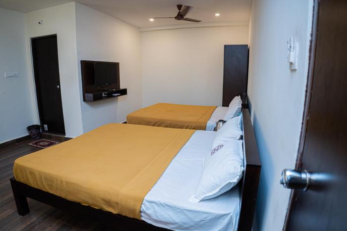 hotel mookambika comforts