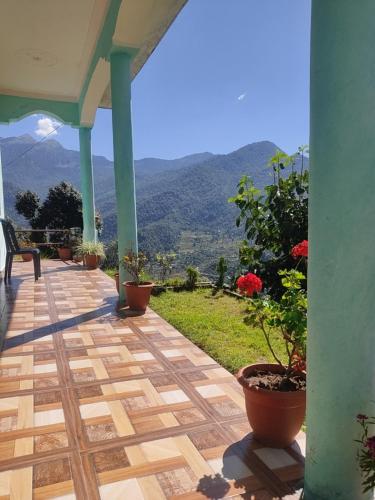 nanda devi home stay