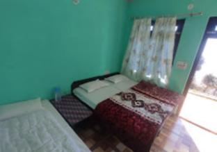 nanda devi home stay