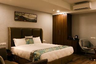 The Platinum Boutique Inn Hotel,Mundargi>>Hyderabad,3 star