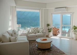 golden healing journeys homestay