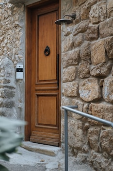 khan ein karem boutique hotel