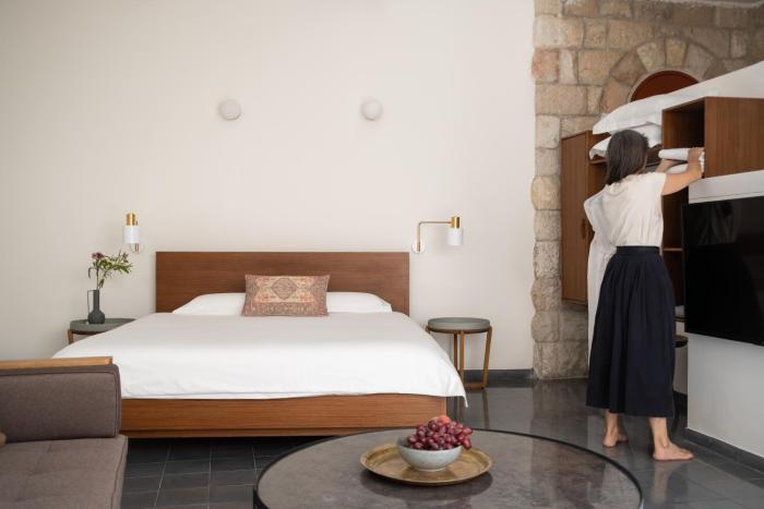 khan ein karem boutique hotel