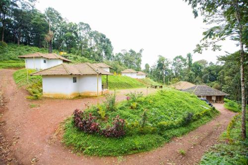 Room In Lodge - The Nest Bettathur, Coorg Ct 003,India>>Madikeri,2.5 star