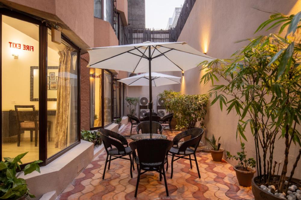 bedchambers serviced apartments sector 40