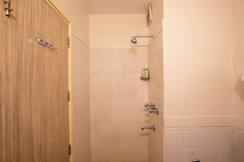 bedchambers serviced apartments sector 40