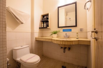 bedchambers serviced apartments sector 40