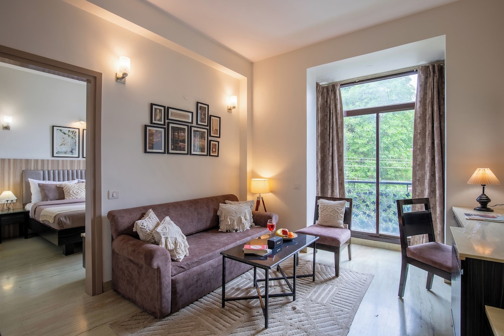 bedchambers serviced apartments sector 40