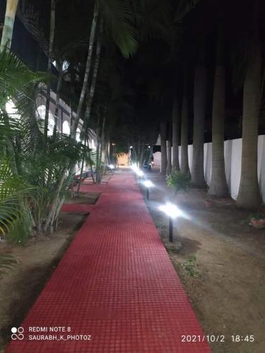 hotel jungle palace resort