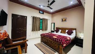 hotel jungle palace resort