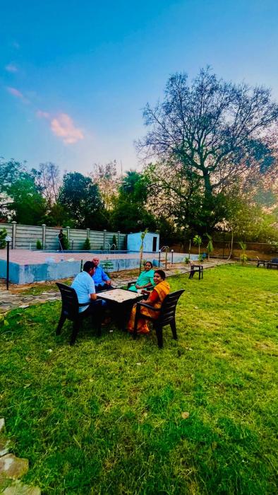 hotel jungle palace resort