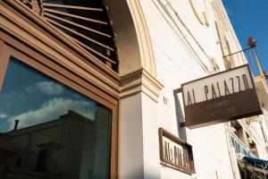 al palazzo la dimora