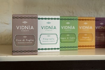 al palazzo la dimora