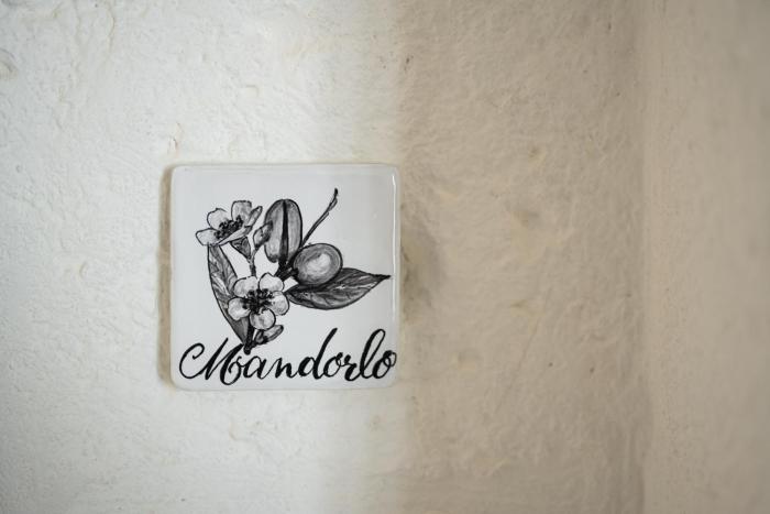 al palazzo la dimora