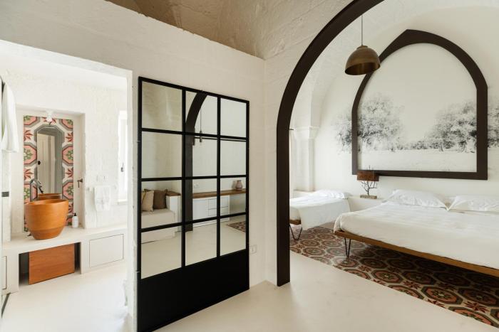 al palazzo la dimora