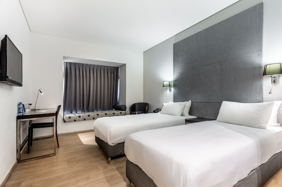 benjamin herzliya business hotel