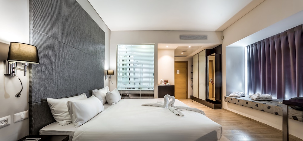 benjamin herzliya business hotel