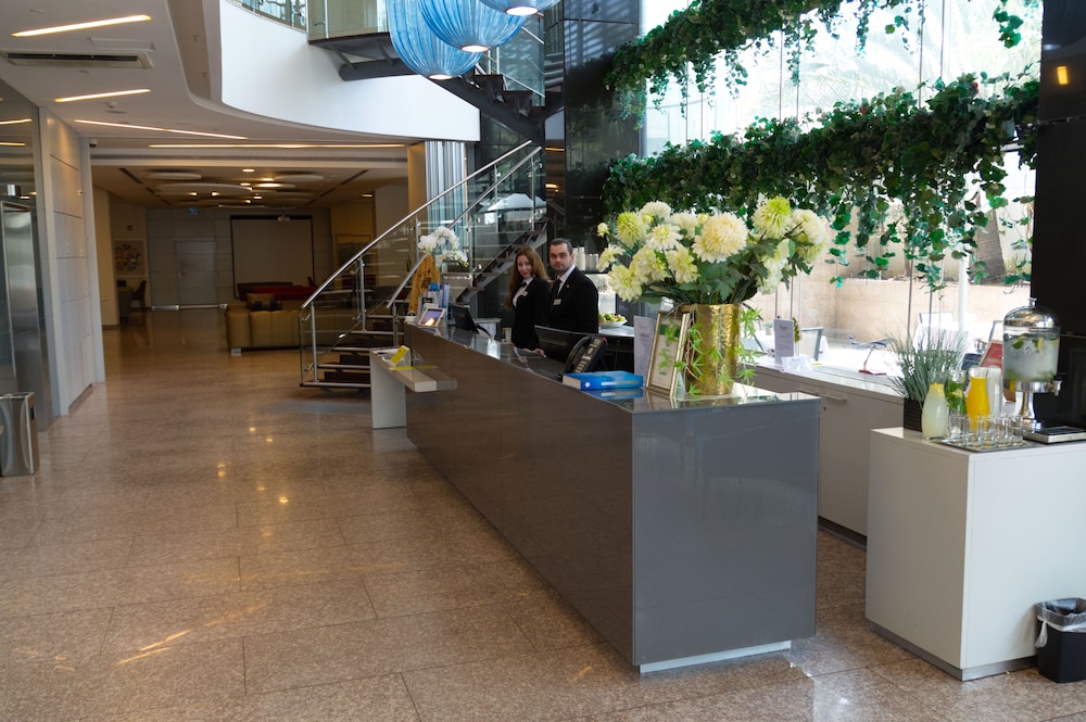 benjamin herzliya business hotel