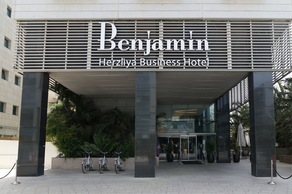 benjamin herzliya business hotel