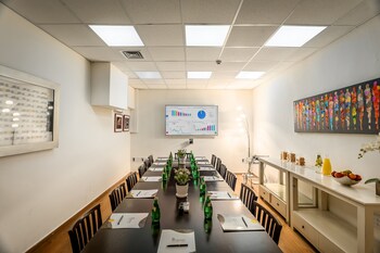 benjamin herzliya business hotel