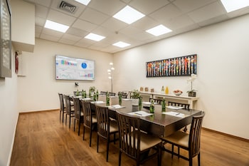 benjamin herzliya business hotel