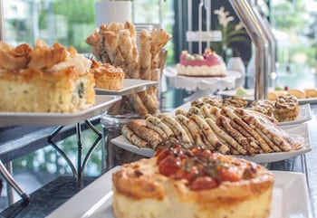 benjamin herzliya business hotel