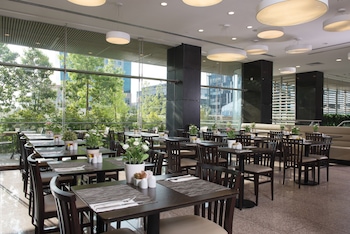 benjamin herzliya business hotel