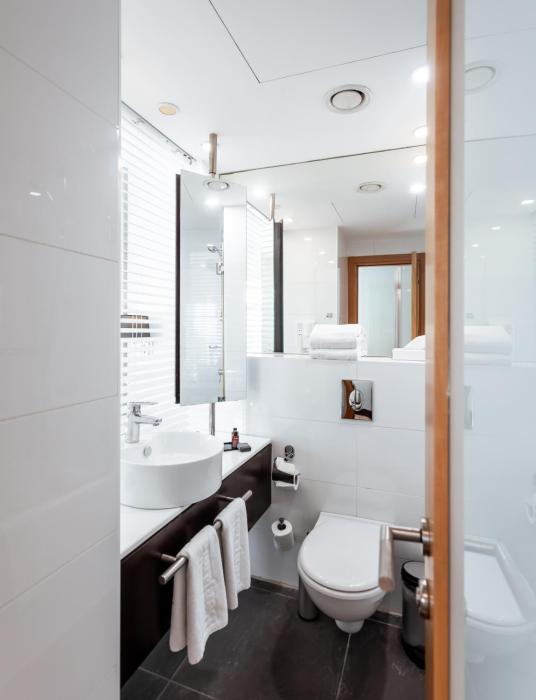 benjamin herzliya business hotel