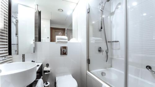 benjamin herzliya business hotel