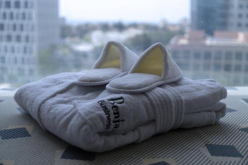 benjamin herzliya business hotel