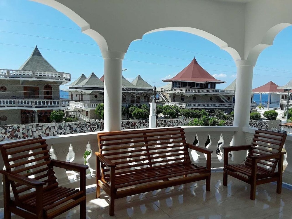 dela de rose guest house negril jamaica