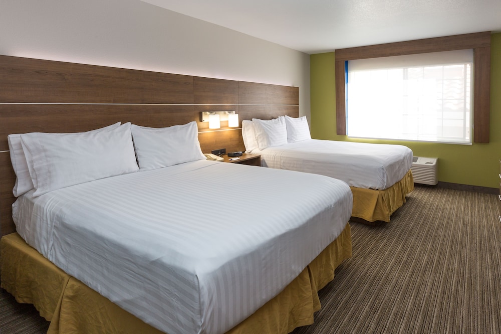 holiday inn express hotel and suites hesperia by ihg