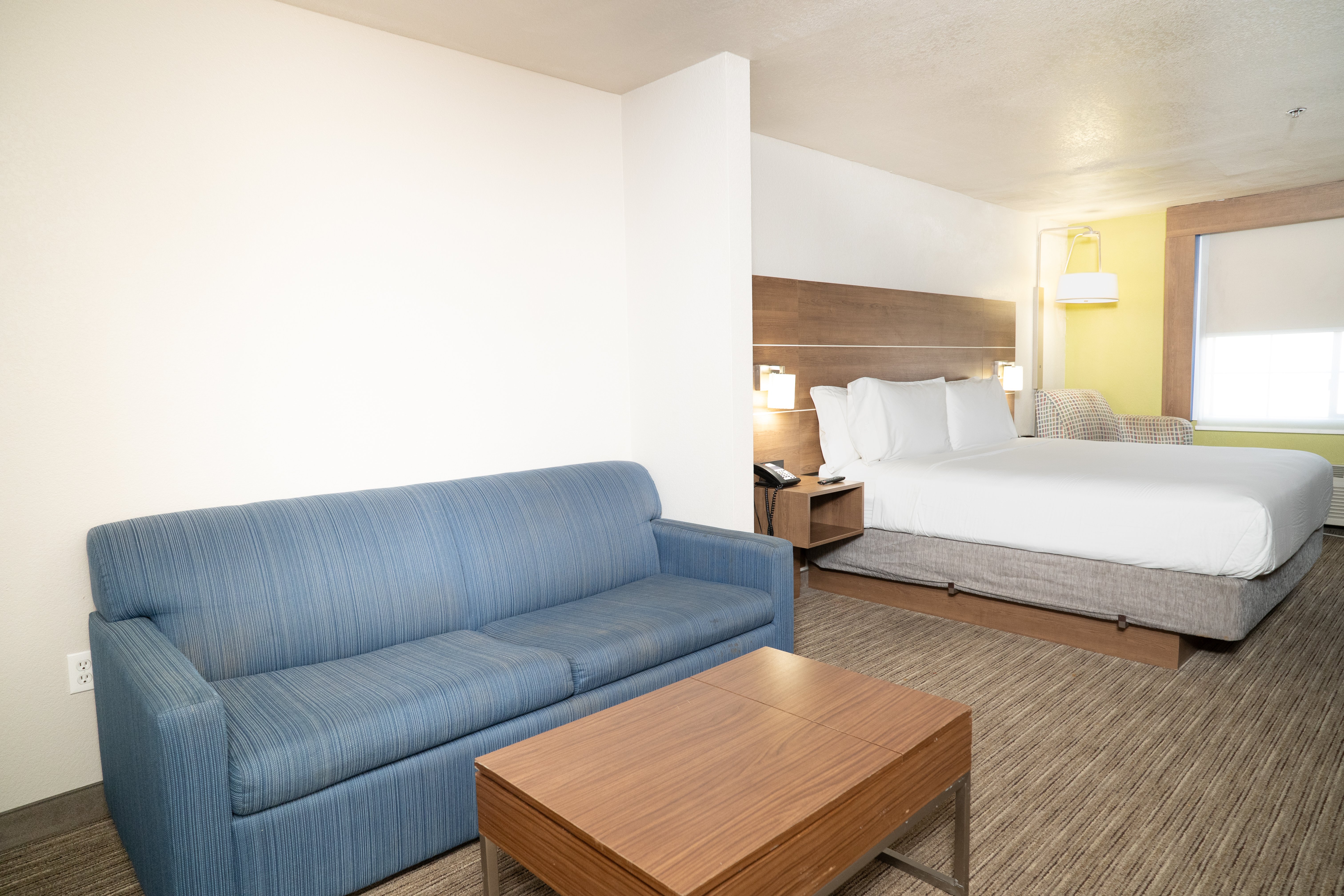 holiday inn express hotel and suites hesperia by ihg