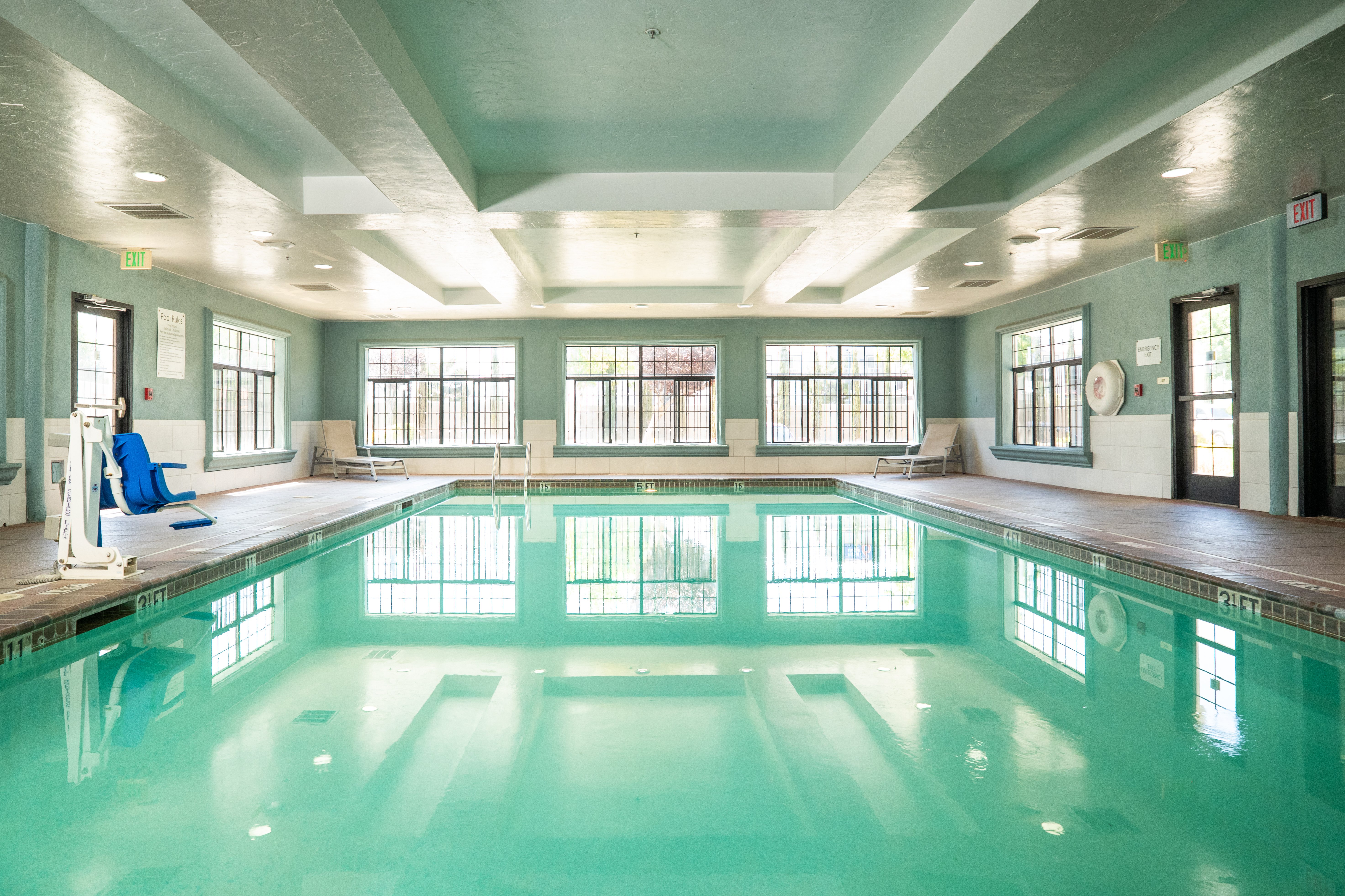 holiday inn express hotel and suites hesperia by ihg