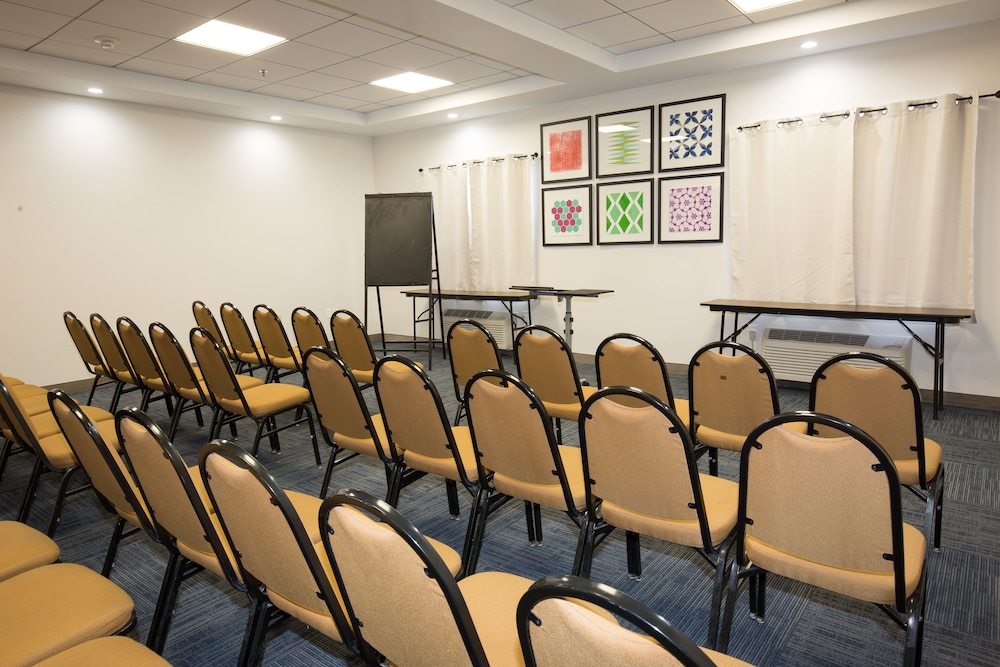 holiday inn express hotel and suites hesperia by ihg