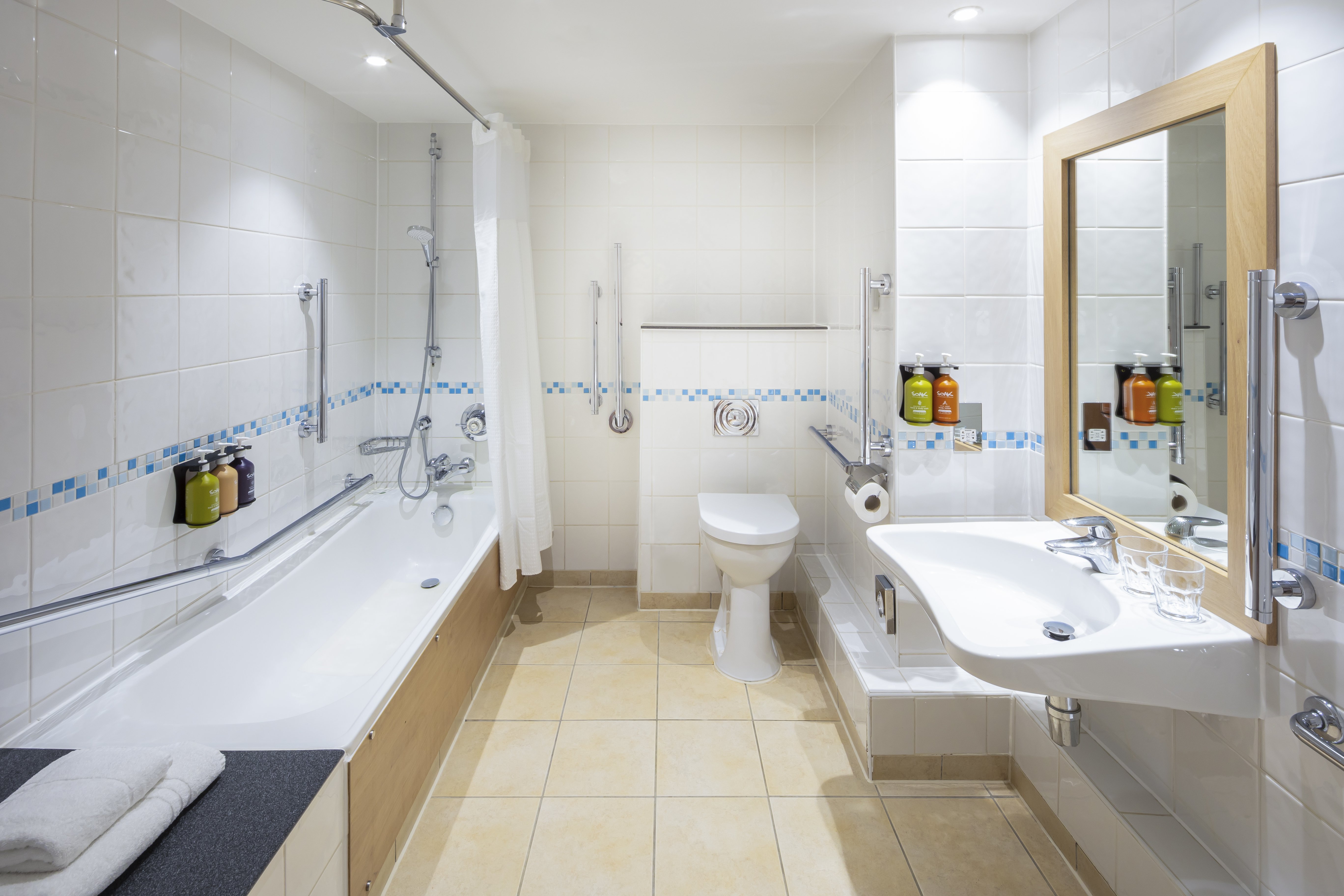 holiday inn high wycombe m40 jct 4 by ihg