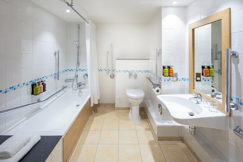 holiday inn high wycombe m40 jct 4 by ihg