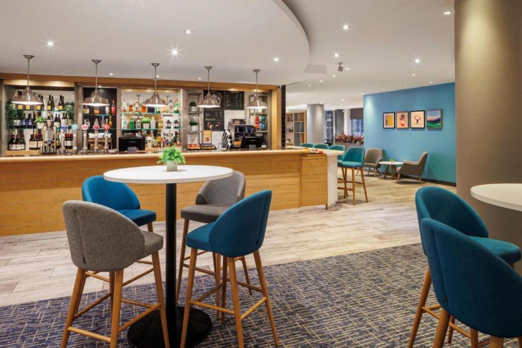 holiday inn high wycombe m40 jct 4 by ihg