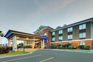 holiday inn express hinesville by ihg