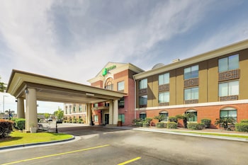 holiday inn express hinesville by ihg