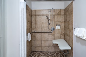 holiday inn express hinesville by ihg