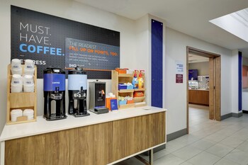 holiday inn express hinesville by ihg