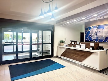holiday inn express hinesville by ihg