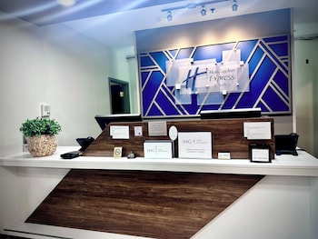 holiday inn express hinesville by ihg