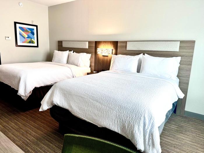 holiday inn express hinesville by ihg