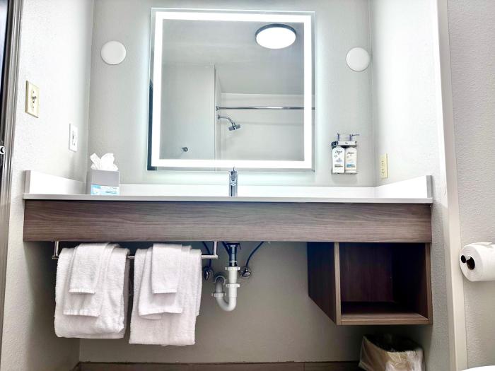 holiday inn express hinesville by ihg
