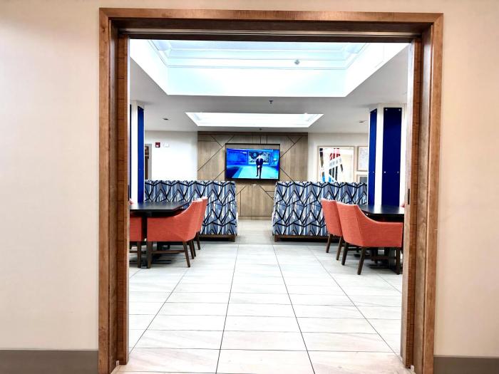 holiday inn express hinesville by ihg