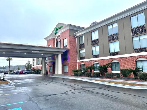 holiday inn express hinesville by ihg