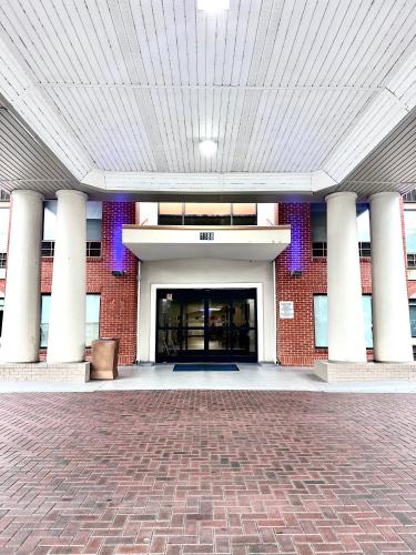 holiday inn express hinesville by ihg