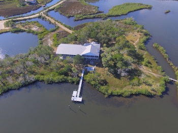 crystal river lullaby bandb